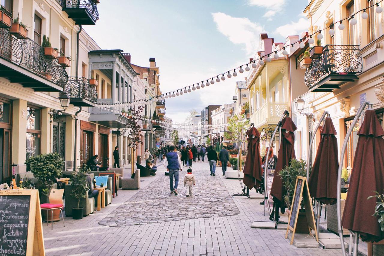 Cozy And Center Apartment Tbilisi ภายนอก รูปภาพ